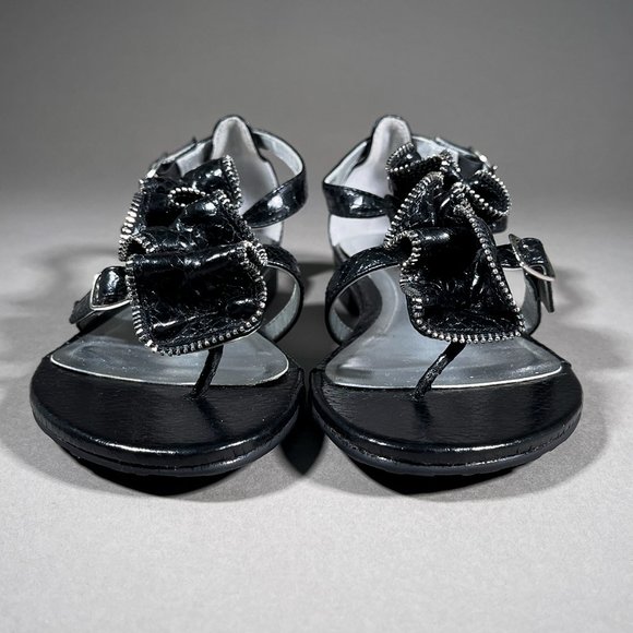 Unlisted A Kenneth Cole Production Black Grape Stomping Thong Sandals Size 6 - Picture 3 of 14